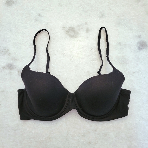Victoria’s Secret Body By Victoria Black Lined Demi Bra Size 34D - Picture 1 of 10